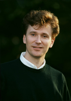 Portraitfoto von Dr. Wolfgang Riedler
