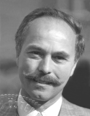 Portraitfoto von Dr. Josef Rieder