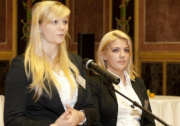 v.li. Alexandra Fortacz und Irina Pober