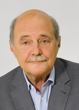 Portraitfoto von Dr. Kurt Grünewald