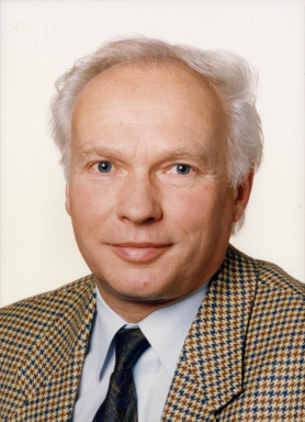 Portraitfoto von Dr. Dieter Antoni