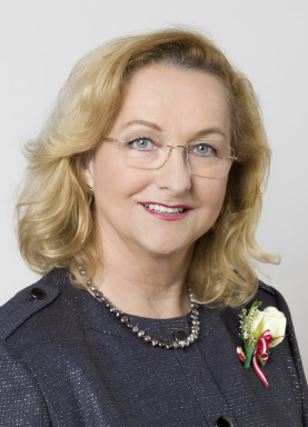 Portraitfoto von Mag. Dr. Maria Theresia Fekter