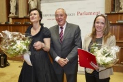 v.li.: Cornelia Vospernik, Peter Bochskani und die Preisträgerin Petra Ramsauer