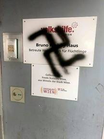 Ein Bild, das Text enthält.

Automatisch generierte Beschreibung