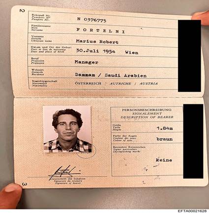 Ein &ouml;sterreichischer Reisepass mit der Nummer N 0376775, ausgestellt auf den Namen 