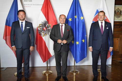 Von links: Präsident der tschechischen Abgeordnetenkammer Radek Vondracek, Nationalratspräsident Wolfgang Sobotka (V), Präsident des slowakischen Nationalrates Boris Kollár