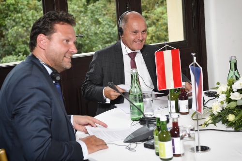 Pressegespräch. Von links: Präsident der tschechischen Abgeordnetenkammer Radek Vondracek, Nationalratspräsident Wolfgang Sobotka (V)