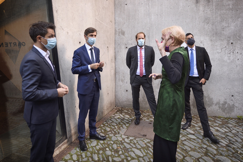 Besuch des Jüdischen Museums. Von links: Nationalratsabgeordneter Jakob Schwarz (G), Botschafter Peter Huber, Nationalratsabgeordneter Nikolaus Scherak (N), Nationalratsabgeordneter Hannes Amesbauer (F)