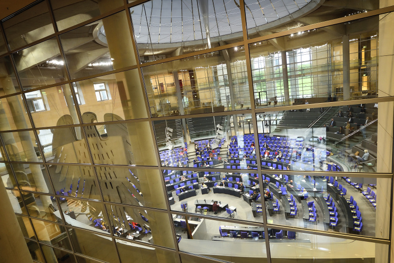 Gespräch mit dem Präsidenten des Deutschen Bundestags Dr. Wolfgang Schäuble 
Blick in den Sitzungssaal des Deutschen Bundestages