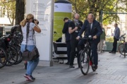 Nationalratspräsident Wolfgang Sobotka (V) testet das neue E-Bike