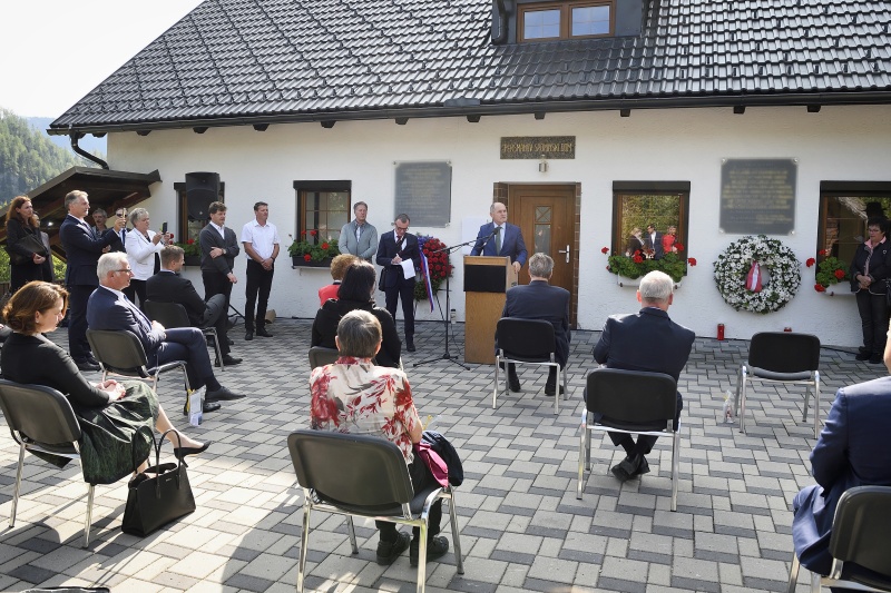 Gedenkveranstaltung am Perschmannhof - Eisenkappel. Nationalratspräsident Wolfgang Sobotka (V) am Wort