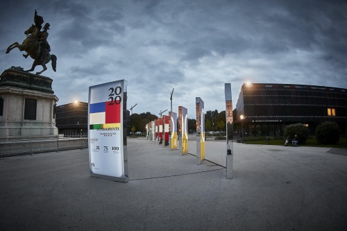 100 Jahre Bundesverfassung: Künstlerische Installation am Heldenplatz