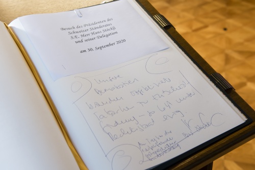 Gästebucheintrag des Präsidenten des Schweizer Ständerates Hans Stöckli