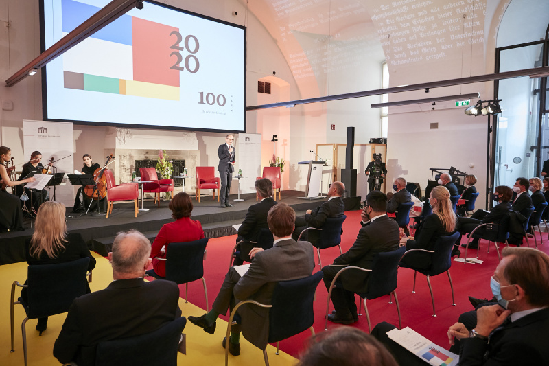 Moderation Gerald Gross