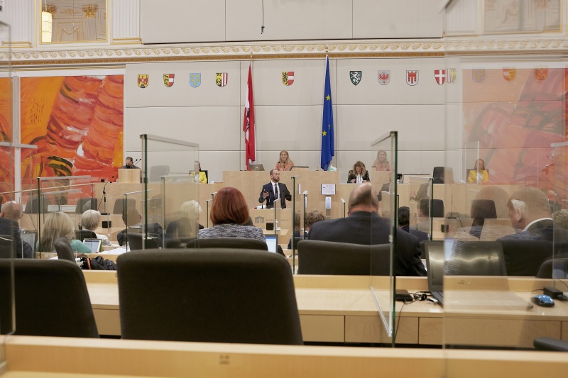 Am Rednerpult Bundesrat David Egger (S)