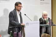 Von links: Autor Walter Müller, Moderation Brigitte Trnka