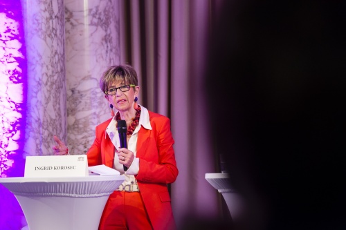 Am Rednerpult: Präsidentin des Österreichischen Seniorenrates Ingrid Korosec