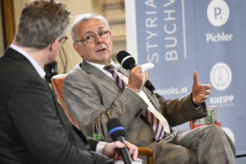 Gespräch zum Buch. Von links: Historiker Philipp Blom, Autor Oliver Rathkolb