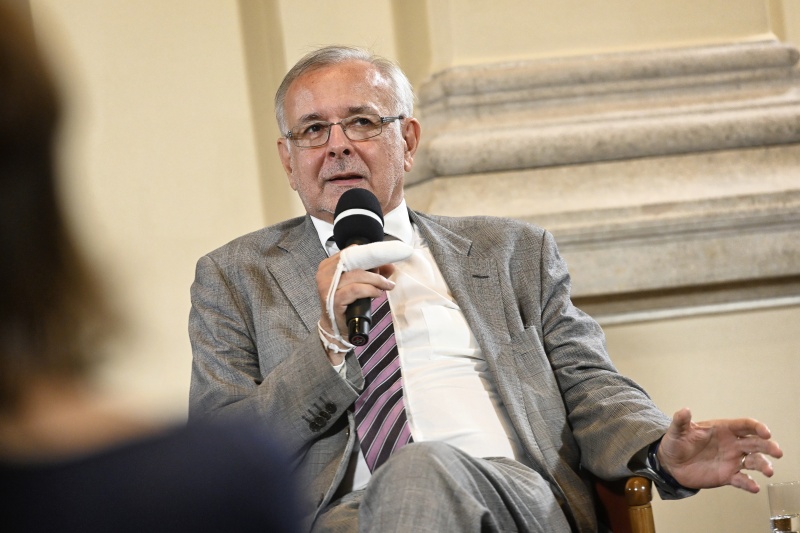 Autor Oliver Rathkolb