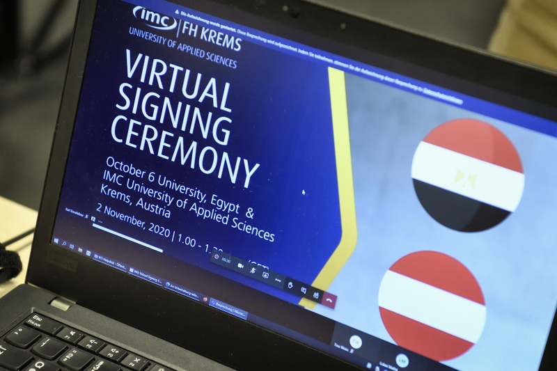  Videoschaltung an der Unterzeichnung 