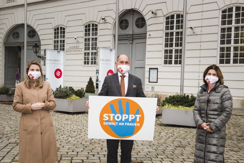 Von links: Integrationsministerin Susanne Raab (V), Nationalratspräsident Wolfgang Sobotka (V), Bundesratspräsidentin Andrea Eder-Gitschthaler (V)