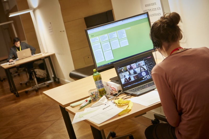 Virtuelle Klubsitzung