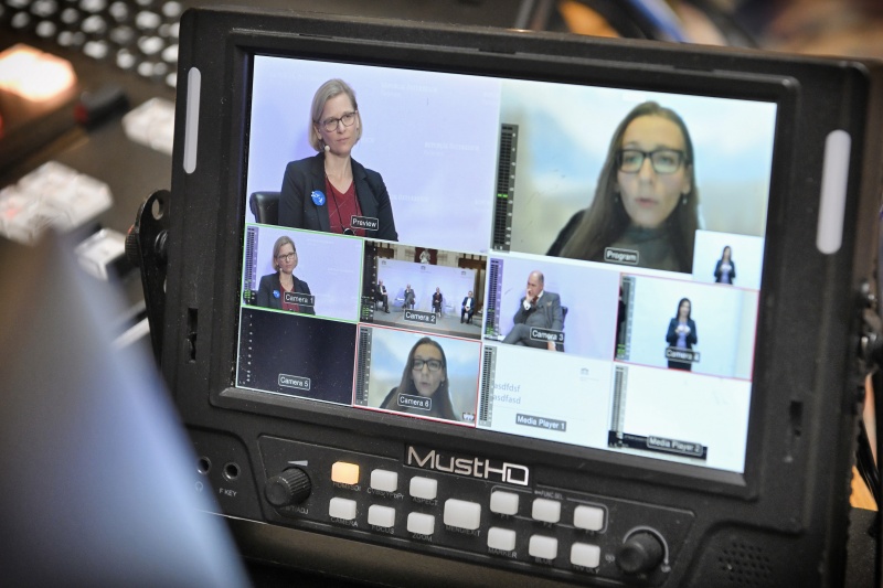 Vorbereitungen im Innenhof