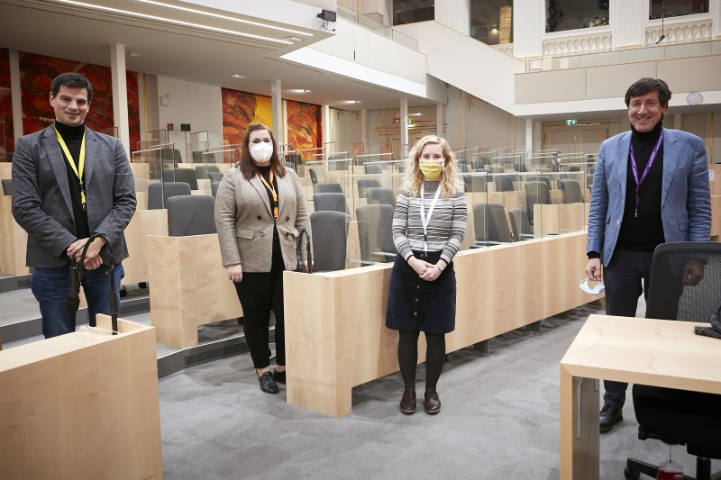 Von links: Nationalratsabgeordneter Hannes Amesbauer (F), Nationalratsabgeordnete Carina Reiter (V), Nationalratsabgeordnete Eva Maria Holzleitner (S), Nationalratsabgeordneter Johannes Margreiter (N)