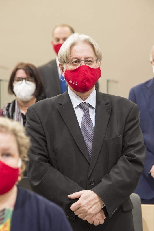 Angelobung der neuen Bundesräte aus Wien. Bundesrat Stefan Schennach (SPÖ)