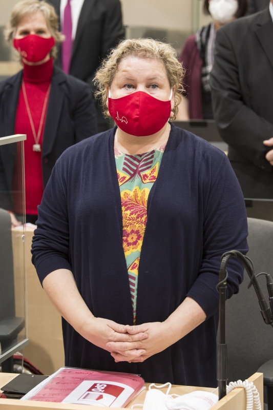 Angelobung der neuen Bundesräte aus Wien. Bundesrätin Korinna Schumann (SPÖ)