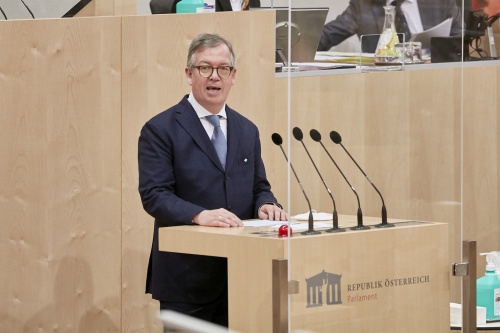 Am Rednerpult Nationalratsabgeordneter Werner Saxinger (ÖVP)
