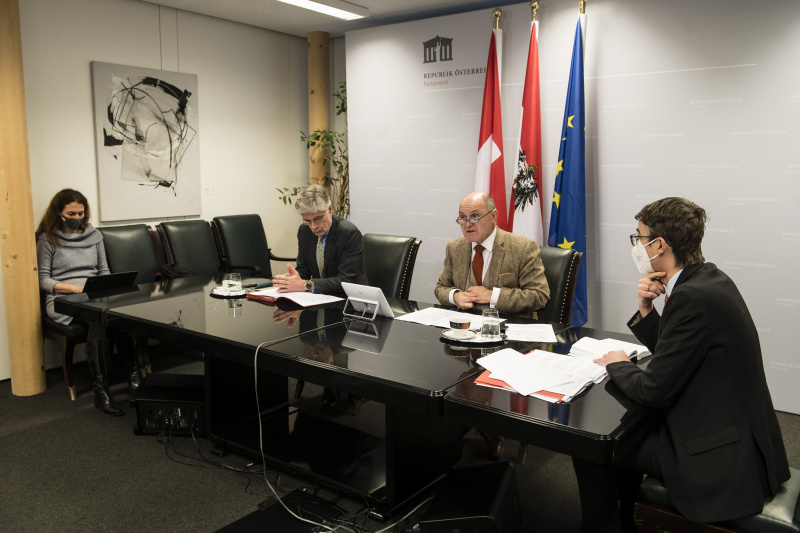 Von rechts: Nationalratspräsident Wolfgang Sobotka (ÖVP),  Parlamentsdirektor Harald Dossi