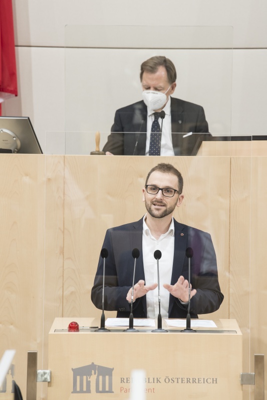 Am Rednerpult: Bundesrat Sebastian Kolland (ÖVP)