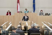 Am Rednerpult: Bundesrat Sebastian Kolland (ÖVP)