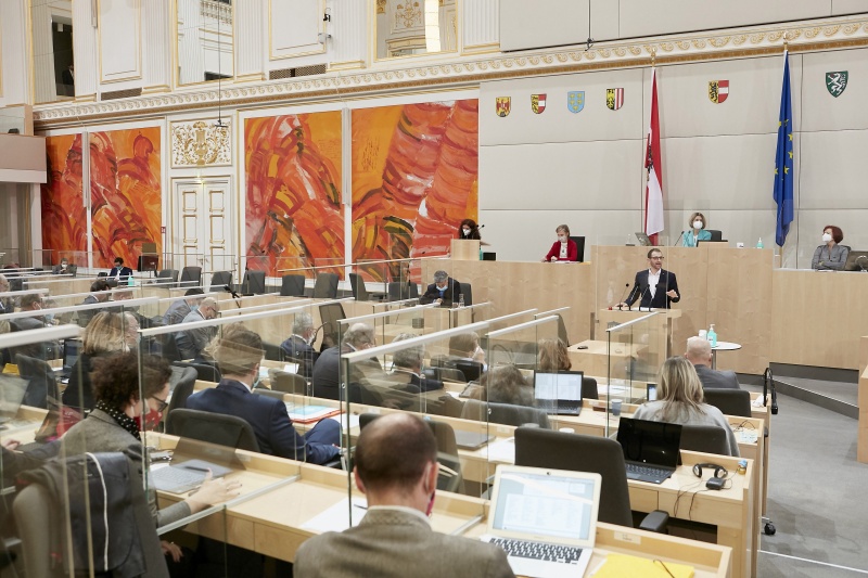 Am Rednerpult Bundesrat Sebastian Kolland (ÖVP)