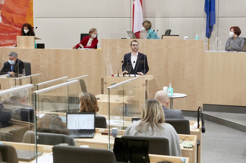 Am Rednerpult Bundesrat Sebastian Kolland (ÖVP)
