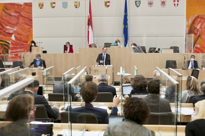 Am Rednerpult Bundesrat Günter Kovacs (SPÖ)