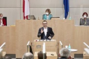 Am Rednerpult Bundesrat Sebastian Kolland (ÖVP)