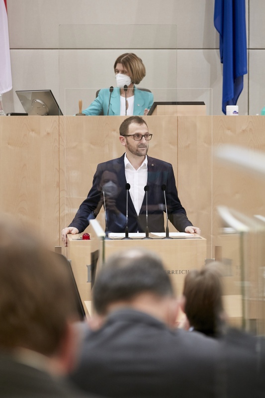 Am Rednerpult Bundesrat Sebastian Kolland (ÖVP)