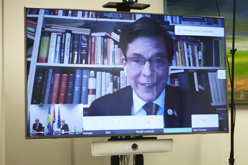 Am Monitor: Präsident des Schwedischen Reichstages Andreas Norlén