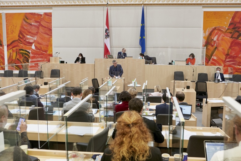 Am Rednerpult Nationalratsabgeordneter Ralph Schallmeiner (GRÜNE)