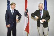 Von links: US Botschafter Trevor Traina, Nationalratspräsident Wolfgang Sobotka (ÖVP) 