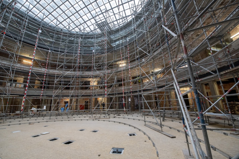 Blick Richtung Glaskuppel im NR-Saal
