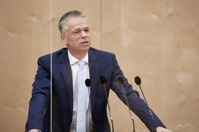 Am Rednerpult Bundesrat Harald Himmer (ÖVP)