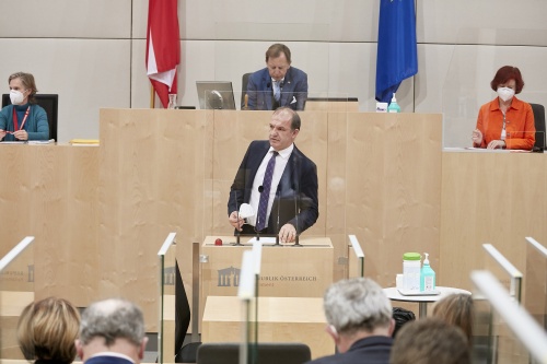 Am Rednerpult Bundesrat Otto Auer (ÖVP)