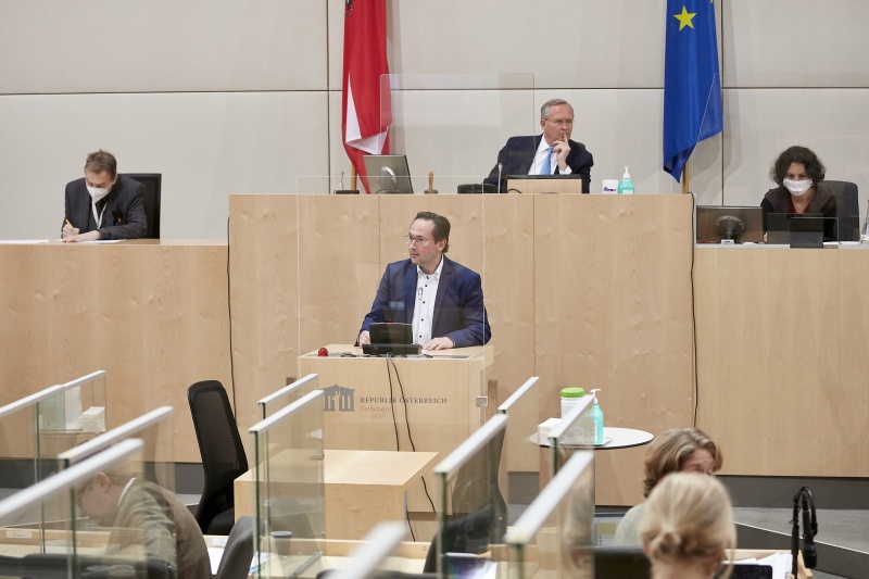 Am Rednerpult Nationalratsabgeordneter Andreas Minnich (ÖVP)