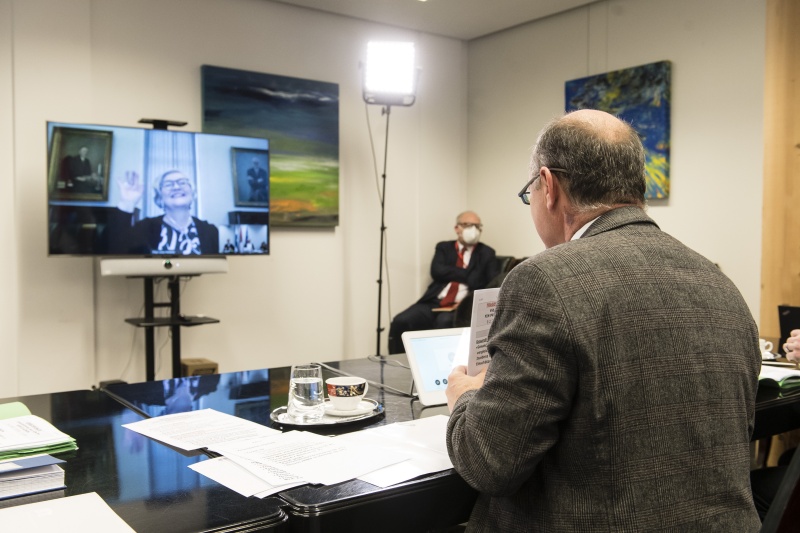 Nationalratspräsident Wolfgang Sobotka (ÖVP) während der Videokonferenz mit der Finnischen Parlamentspräsidentin Anu Vehviläinen