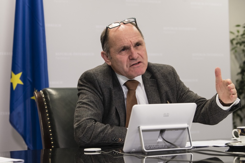 Nationalratspräsident Wolfgang Sobotka (ÖVP) während der Videokonferenz mit der Finnischen Parlamentspräsidentin Anu Vehviläinen