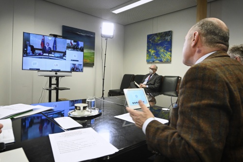 Nationalratspräsident Wolfgang Sobotka (ÖVP) im Gespräch via Videokonferenz