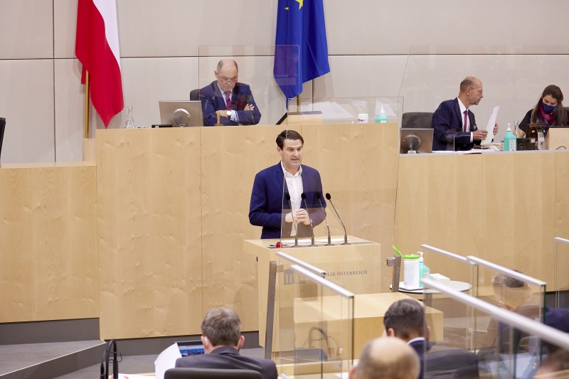 Am Rednerpult Nationalratsabgeordneter Christoph Zarits (ÖVP)